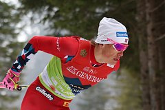 Лучший норвежский лыжник заявил об усталости от вопросов про россиян