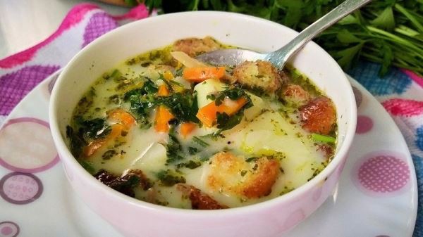 Сырный суп с грибами и фаршем