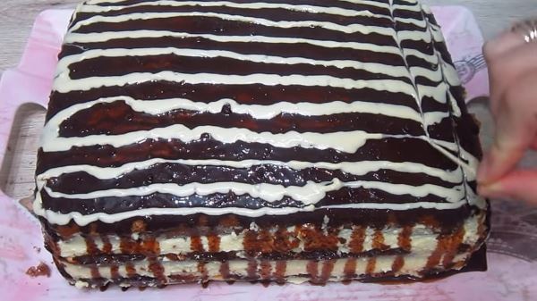 Бисквитный торт «Галактика» с творожным кремом