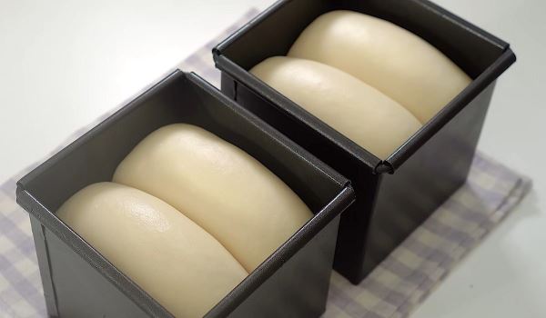 Японский слоеный хлеб на молоке в духовке