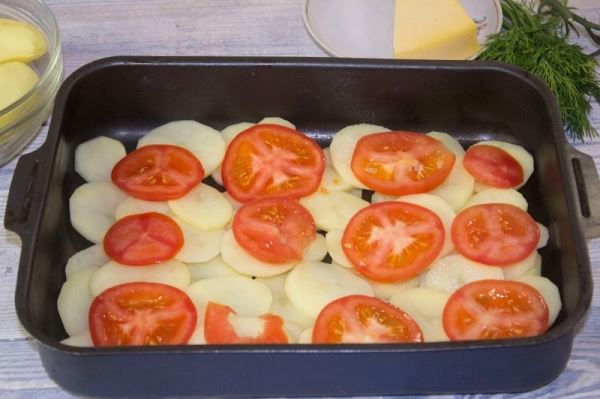 Картофельная тортилья с фетой и томатами