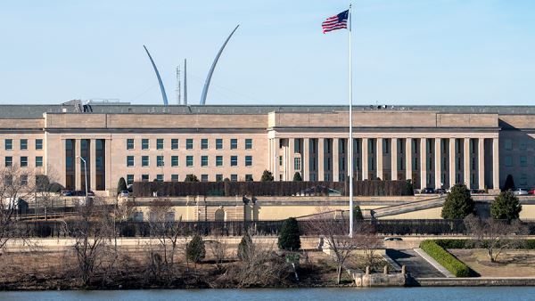 Пентагон заявил об открытых каналах связи между Вашингтоном и Москвой<br />
