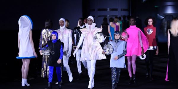 Pierre Cardin возвращается в официальное расписание Недели моды в Париже | BURO