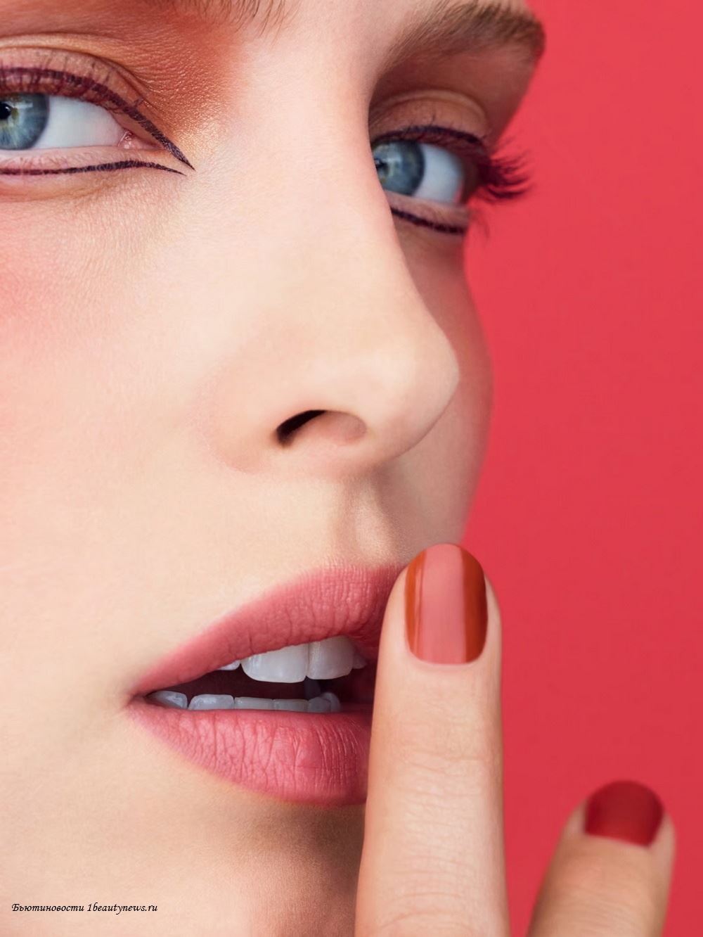 Chanel La Voie de Rouge Makeup Collection Spring Summer 2023